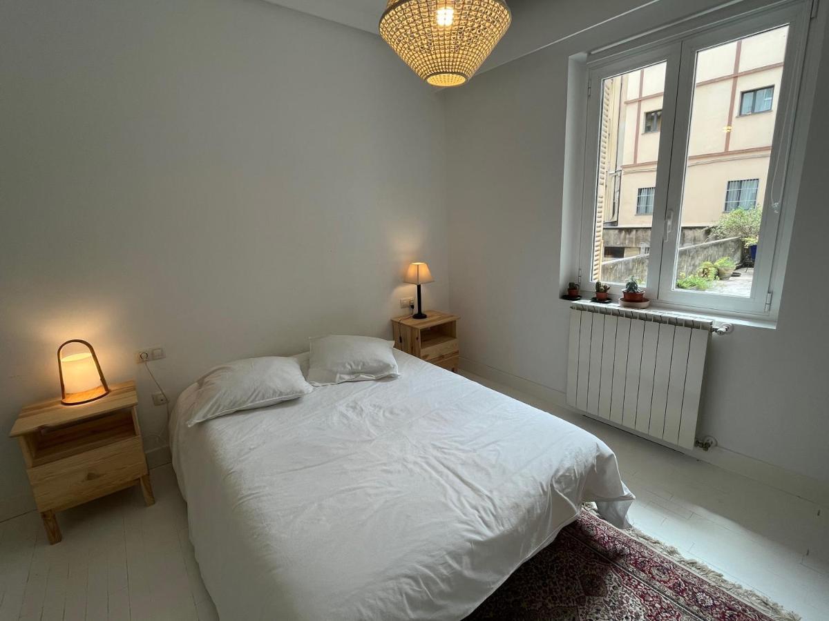 Luminoso apartamento en el centro de San Sebastián Esterno foto