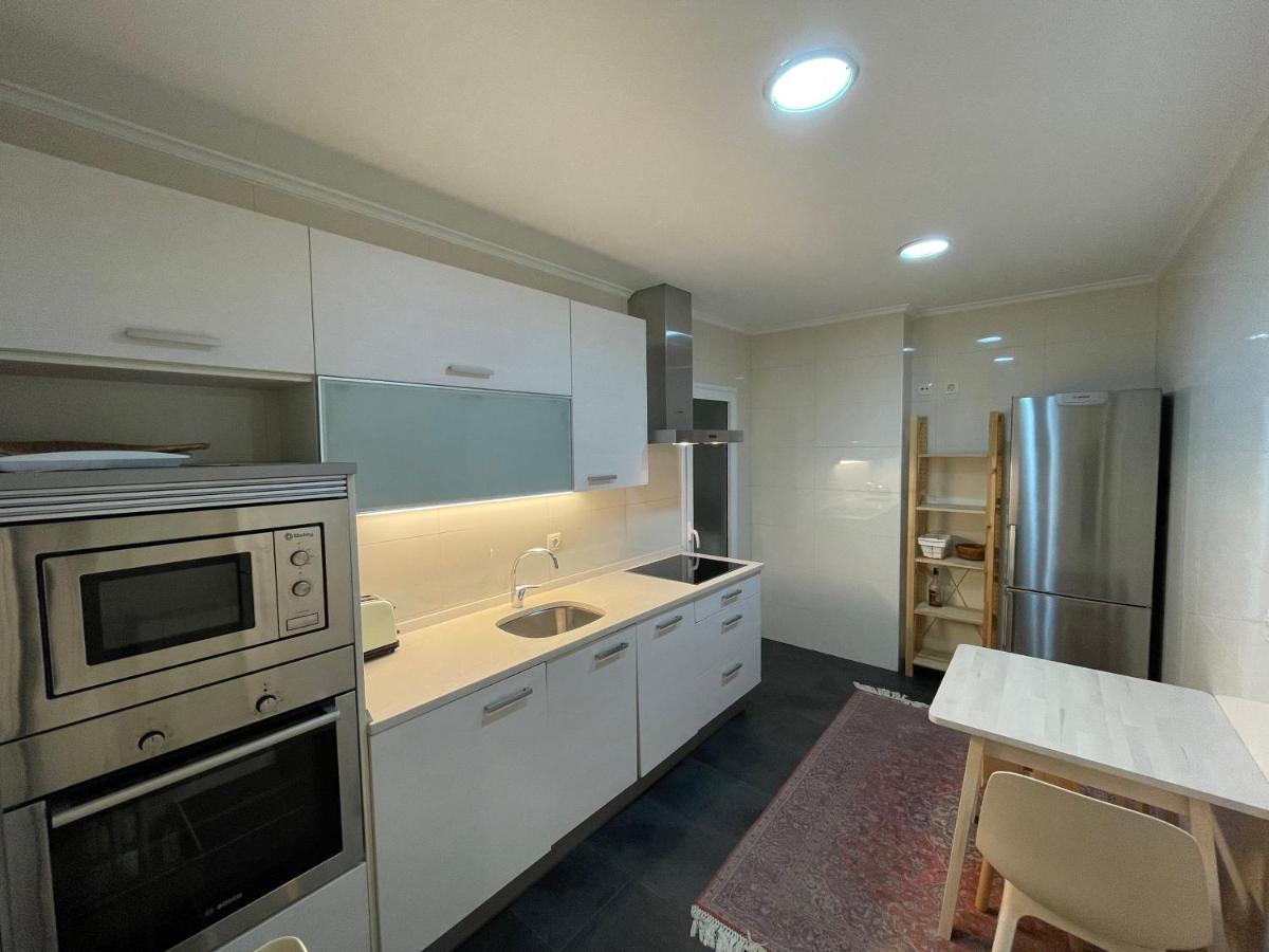 Luminoso apartamento en el centro de San Sebastián Esterno foto