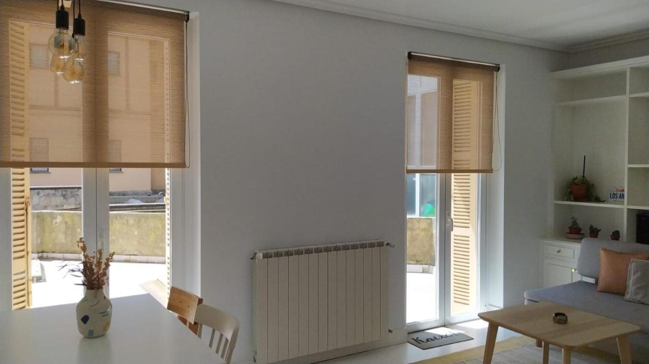 Luminoso apartamento en el centro de San Sebastián Esterno foto